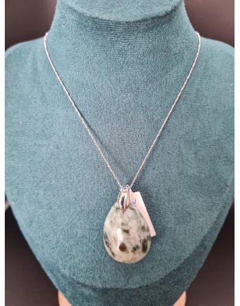 Collier jade Birmanie 30mm